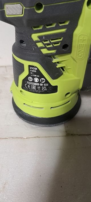 Lijadora Ryobi 18V 1.5Ah