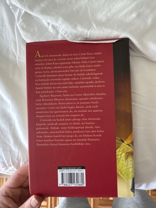 Piramide Gorria (Kanetarren kronika) (Basque Ed...