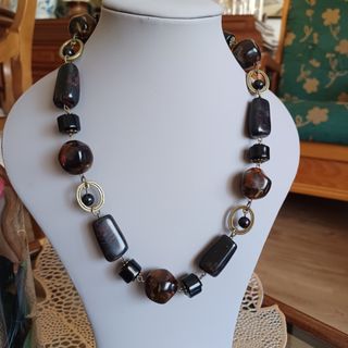 Collar piedras - marrón y negro