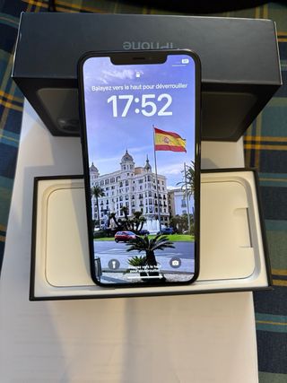 Iphone 11 pro Max 64 GB Batterie 74%