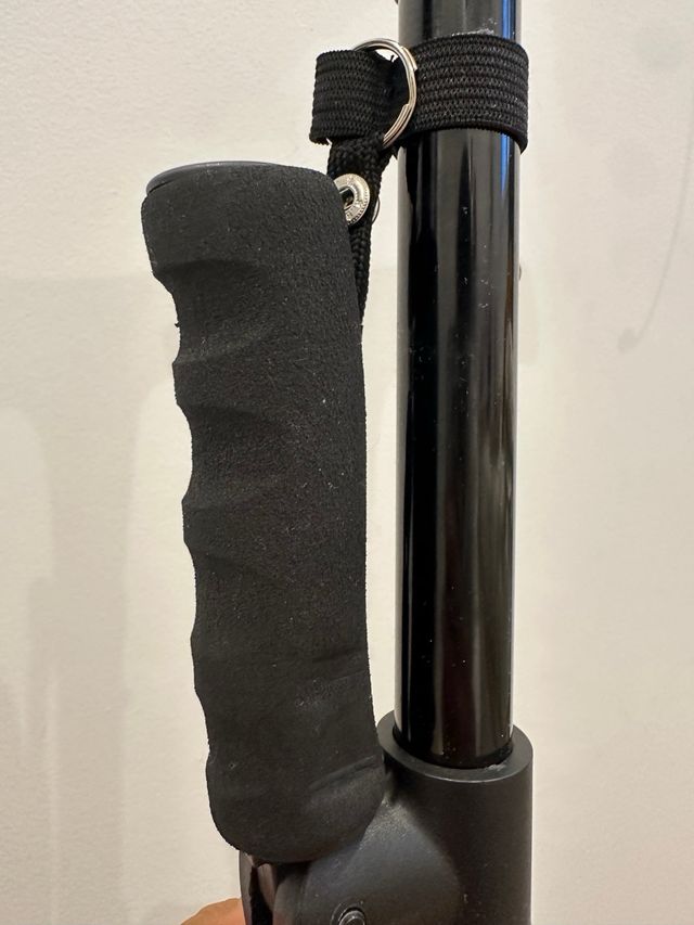 Baston con LED y ALARMA para nuestros MAYORES