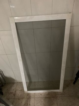 Mosquitera ventana blanca