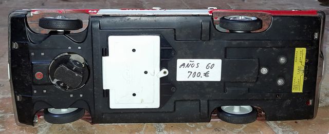 JUGUETE COCHE “JEFE DE BOMBEROS” DE RICO.