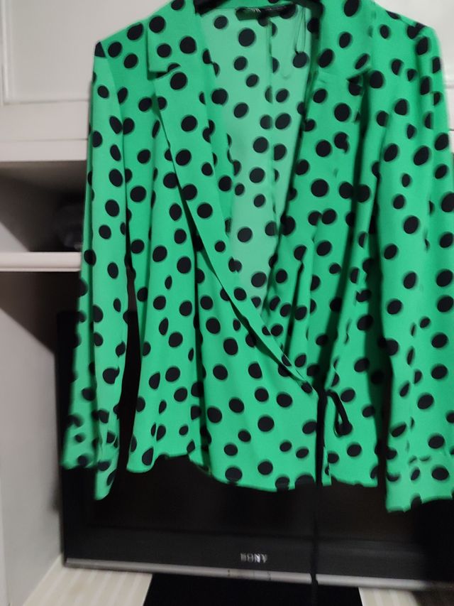 Camisa de lunares mujer