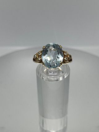 ANILLO ORO 18 QUILATES, DIAMANTES Y TOPACIO