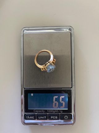 ANILLO ORO 18 QUILATES, DIAMANTES Y TOPACIO