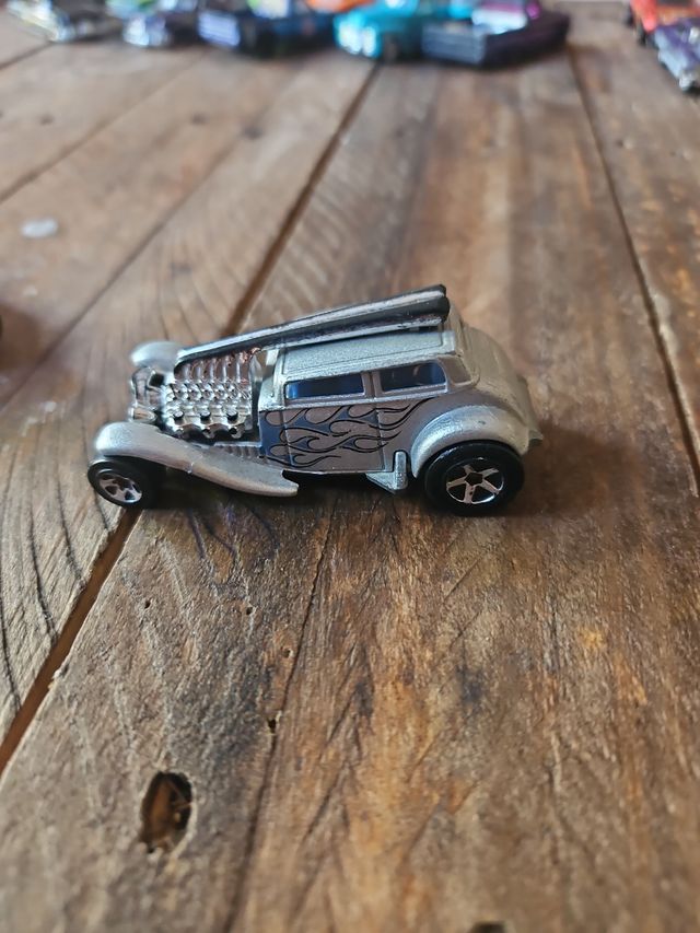 3 auto d'epoca Hot Wheels