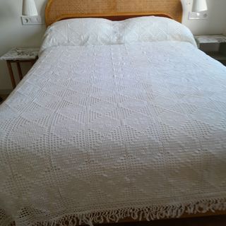 Colcha ganchillo algodón cama 135/140cm