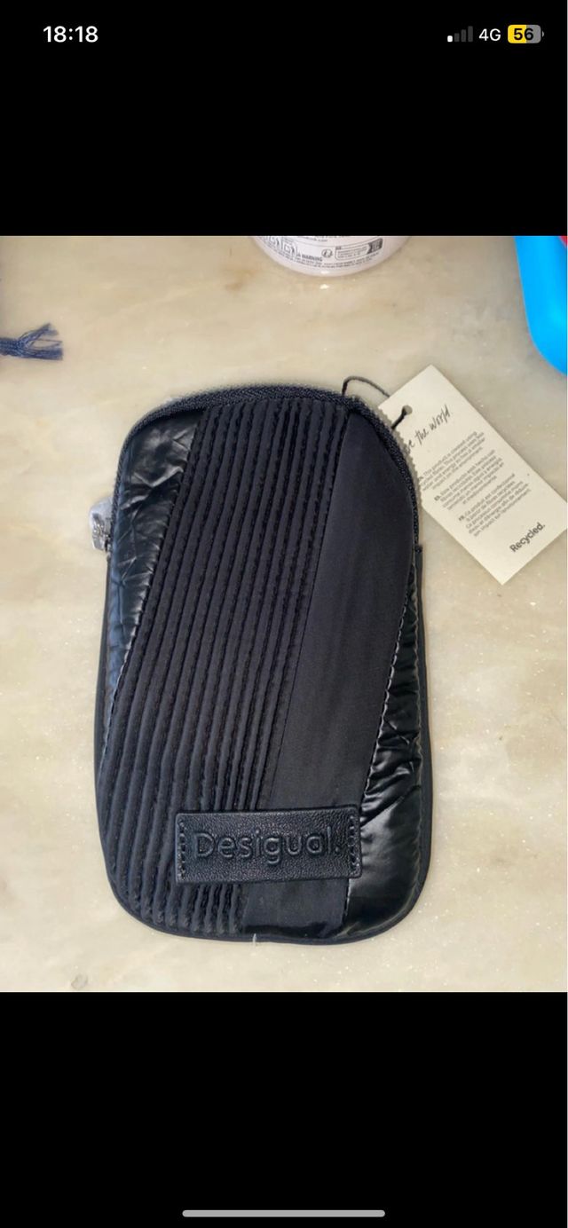 Custodia Desigual nera