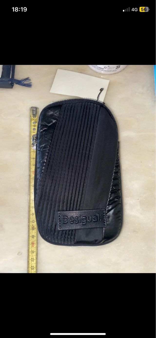 Custodia Desigual nera