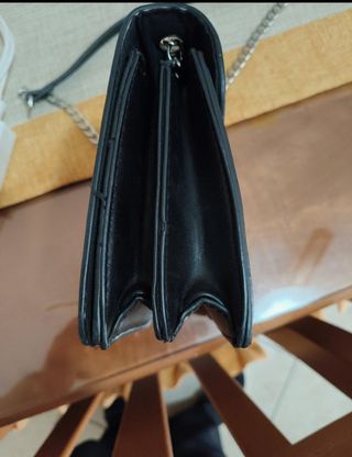 Borsa tracolla nera  Stradivarius