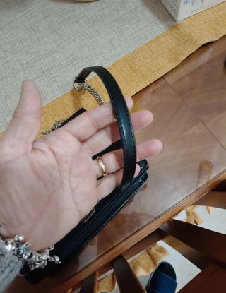 Borsa tracolla nera  Stradivarius