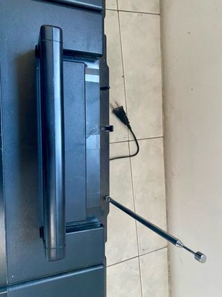 Radiocassette Sanyo BassSurround, serie C333