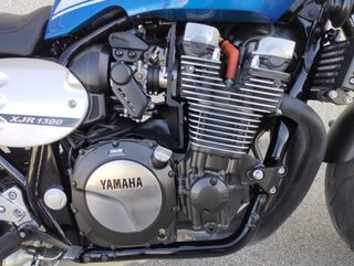 YAMAHA XJR 1300 MODELO 2015