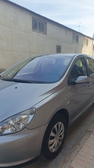 Peugeot 307 2004