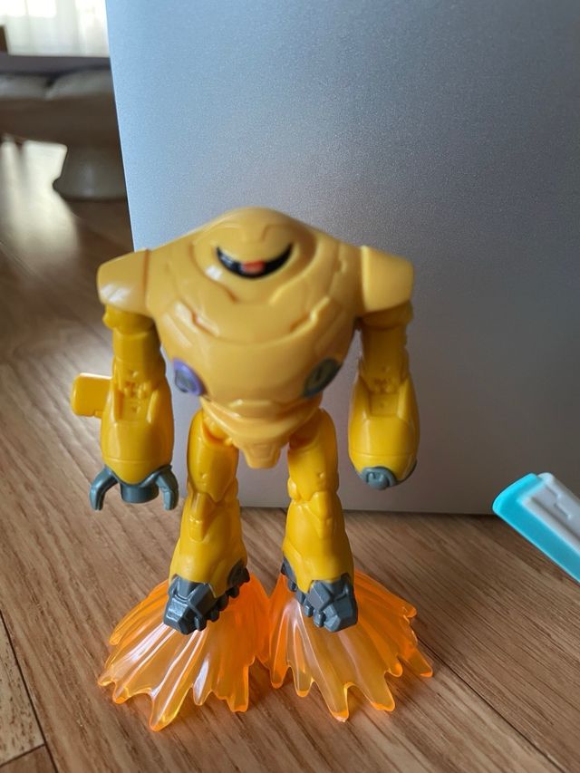 Lightyear Buzz & Co. Action Figures