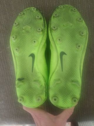 Botas fútbol Nike