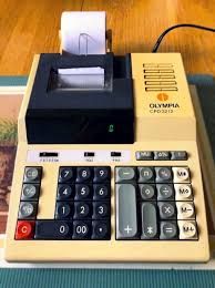 CALCULADORA ANTIGUA OLYMPIA C2