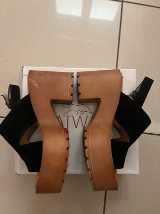 Sandalias Belles plataforma negras 36