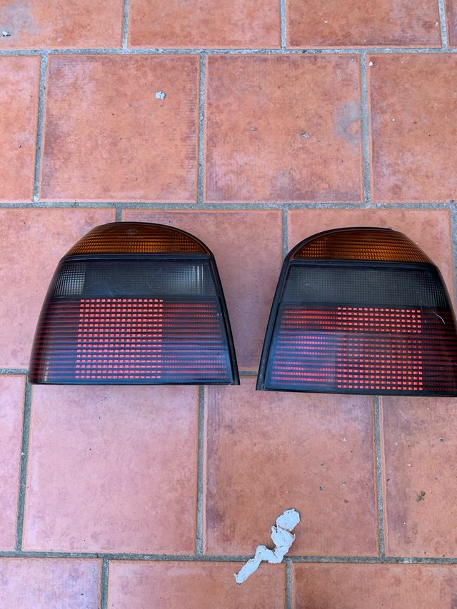 Pilotos traseros Golf GTI MK3