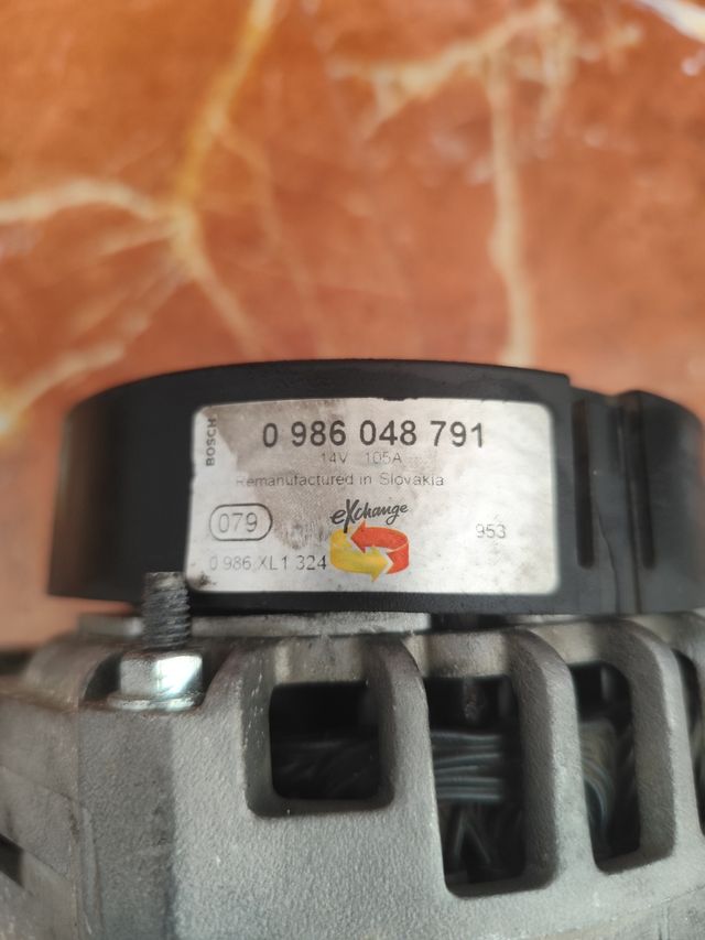 Alternador Bosch 0 986 048 791