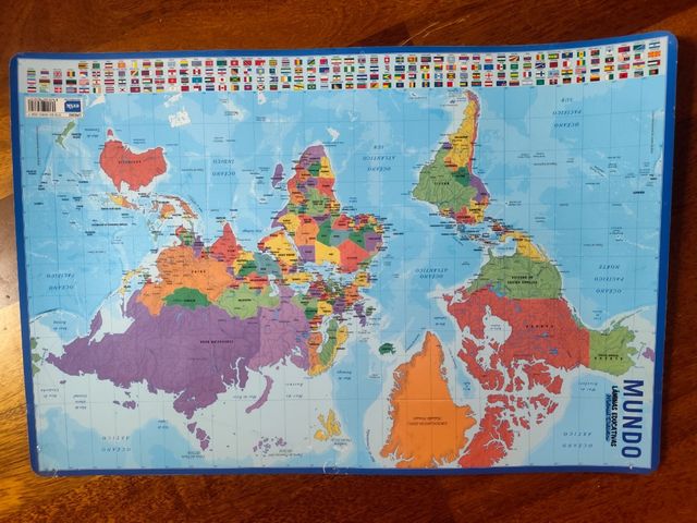 Mapamundi plástico
