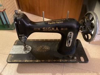 Maquina de coser antigua Sigma