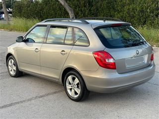 (Aut. y Único propietario) Skoda Fabia  