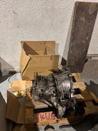 Caja de cambios Hyundai Trajet 2.0 16v