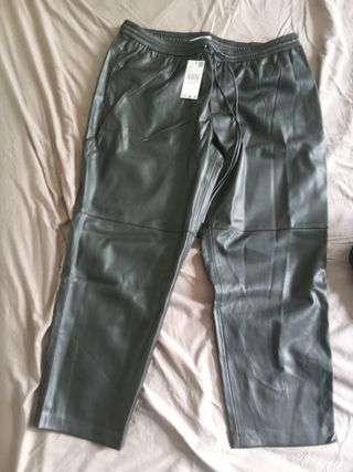 Pantalón efecto piel cintura elástica XL