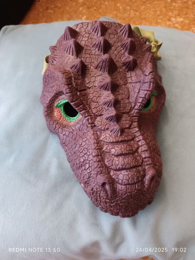 Máscara de Dinosaurio