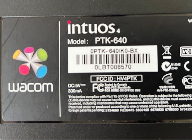 Tableta Wacom Intuos4 PTK-640, portlapiz puntas