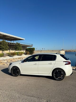 Peugeot 308 5p GT line 1.2 PureTech 96KW (130CV)