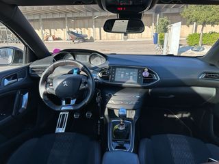 Peugeot 308 5p GT line 1.2 PureTech 96KW (130CV)