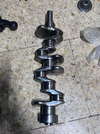 Cigueñal Ford Sierra Cosworth para rectificar