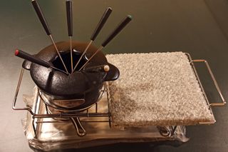 Juego fondue y piedra de asar