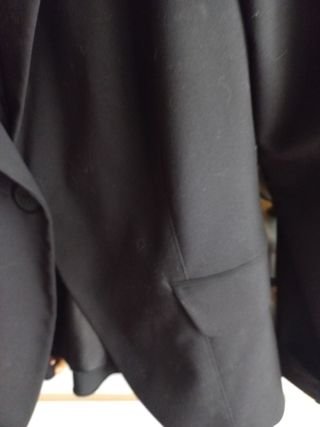 Giacca nera da donna Modello avvitato