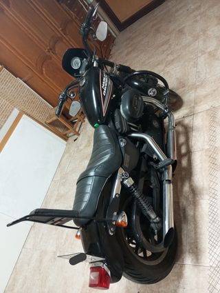 Harley davidson Sportster 883R