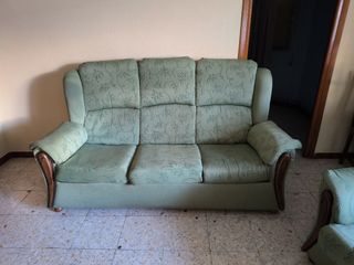 Sofá de 3 plazas y sillon tapizados