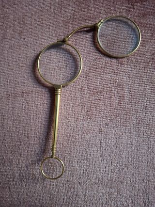 Antiguos binoculares