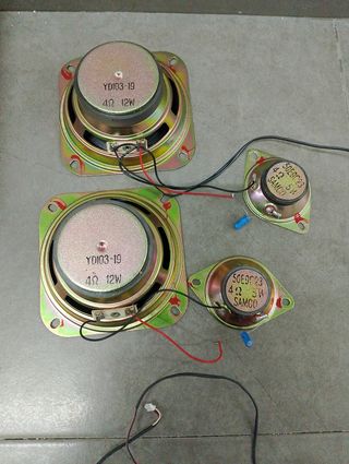 Lote de altavoces Sony