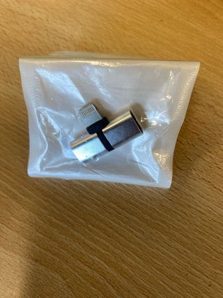 Clavija iphone  carga y auriculares