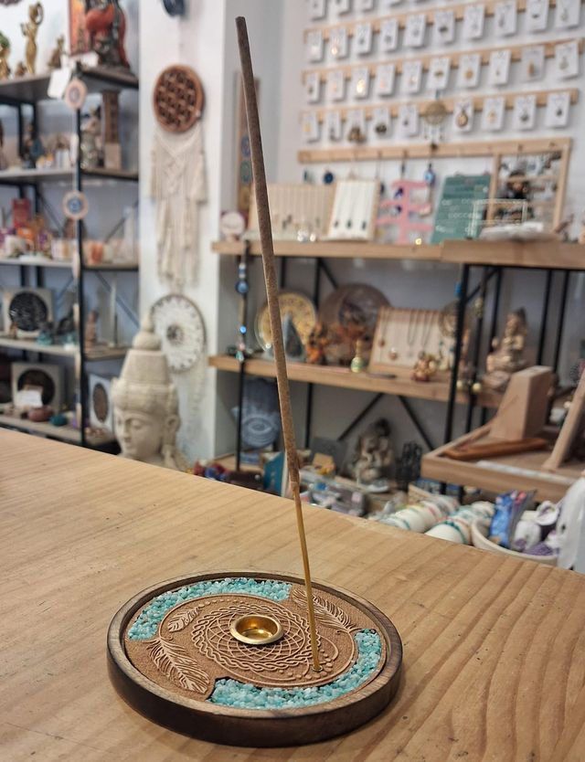 Portaincienso de madera y amazonita