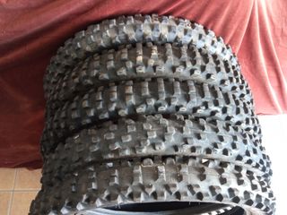 Neumáticos motocross y enduro