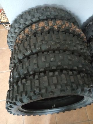 Neumáticos motocross y enduro