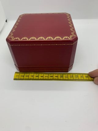 CAJA RELOJ CARTIER CON STAND MODELO CRCOJO6005