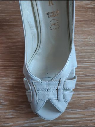 Zapatos novia peeptoe tacón plataforma blanco