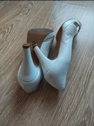 Zapatos novia peeptoe tacón plataforma blanco