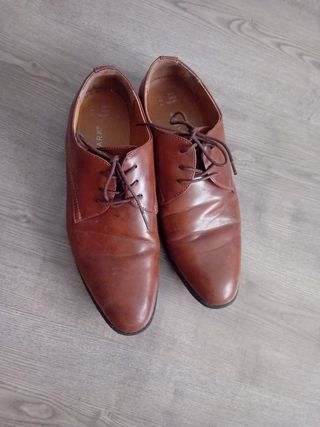 Zapatos de hombre marrones Primark