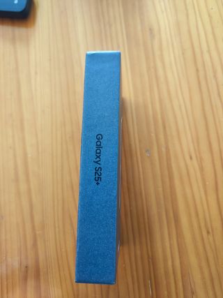 Samsung galaxy s25plus con garantía